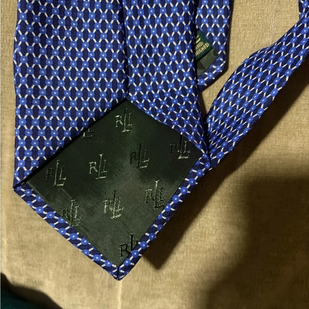 Ralph Lauren Blue Patterned Men's Tie 100 silk made in usa